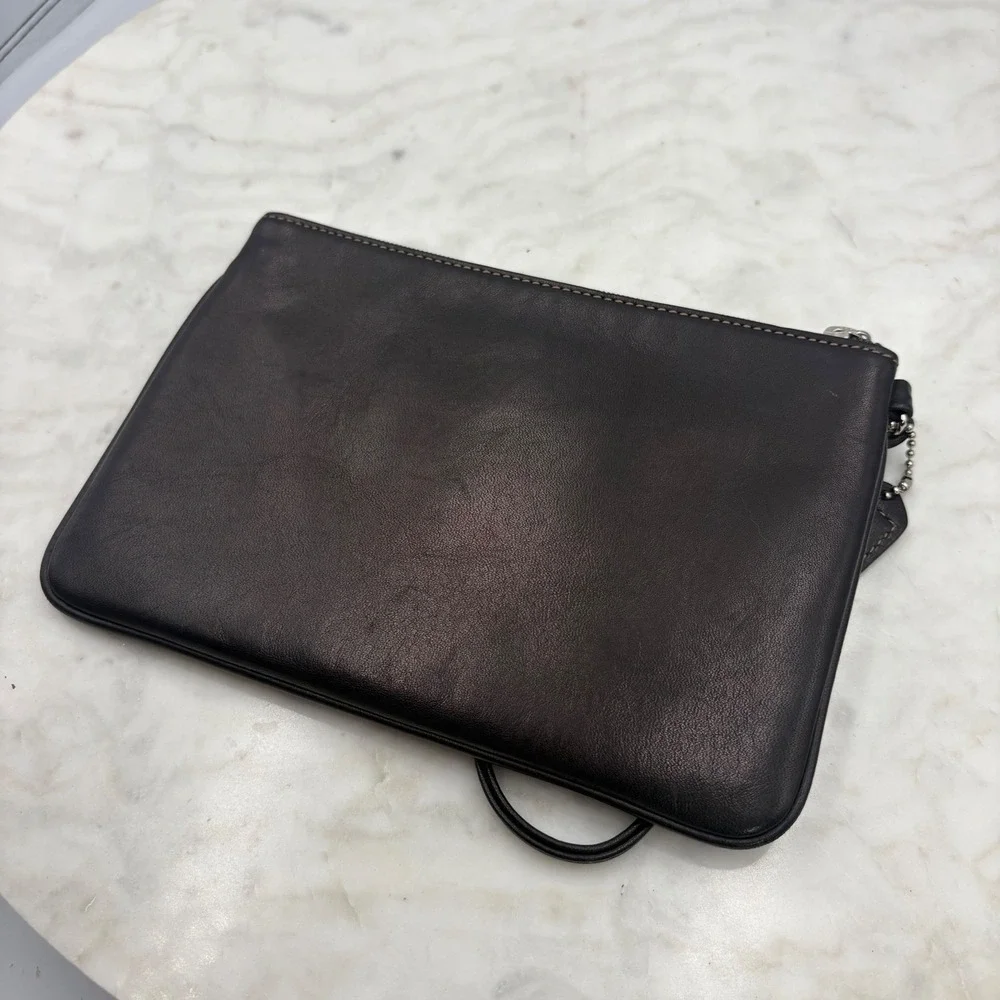 Coach Wristlet‎ Women Small Black Leather Embossed Logo Zip Pouch Clutch